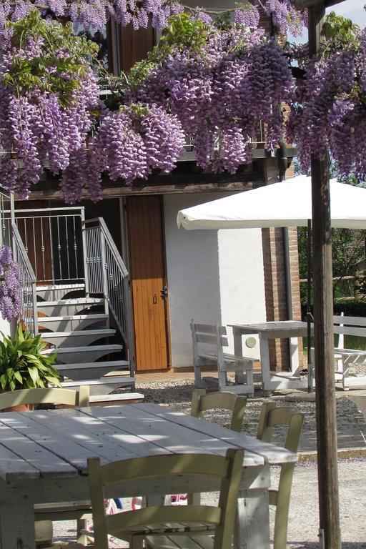 Corte Canale Virgilio Hotel Volta Mantovana Exterior foto
